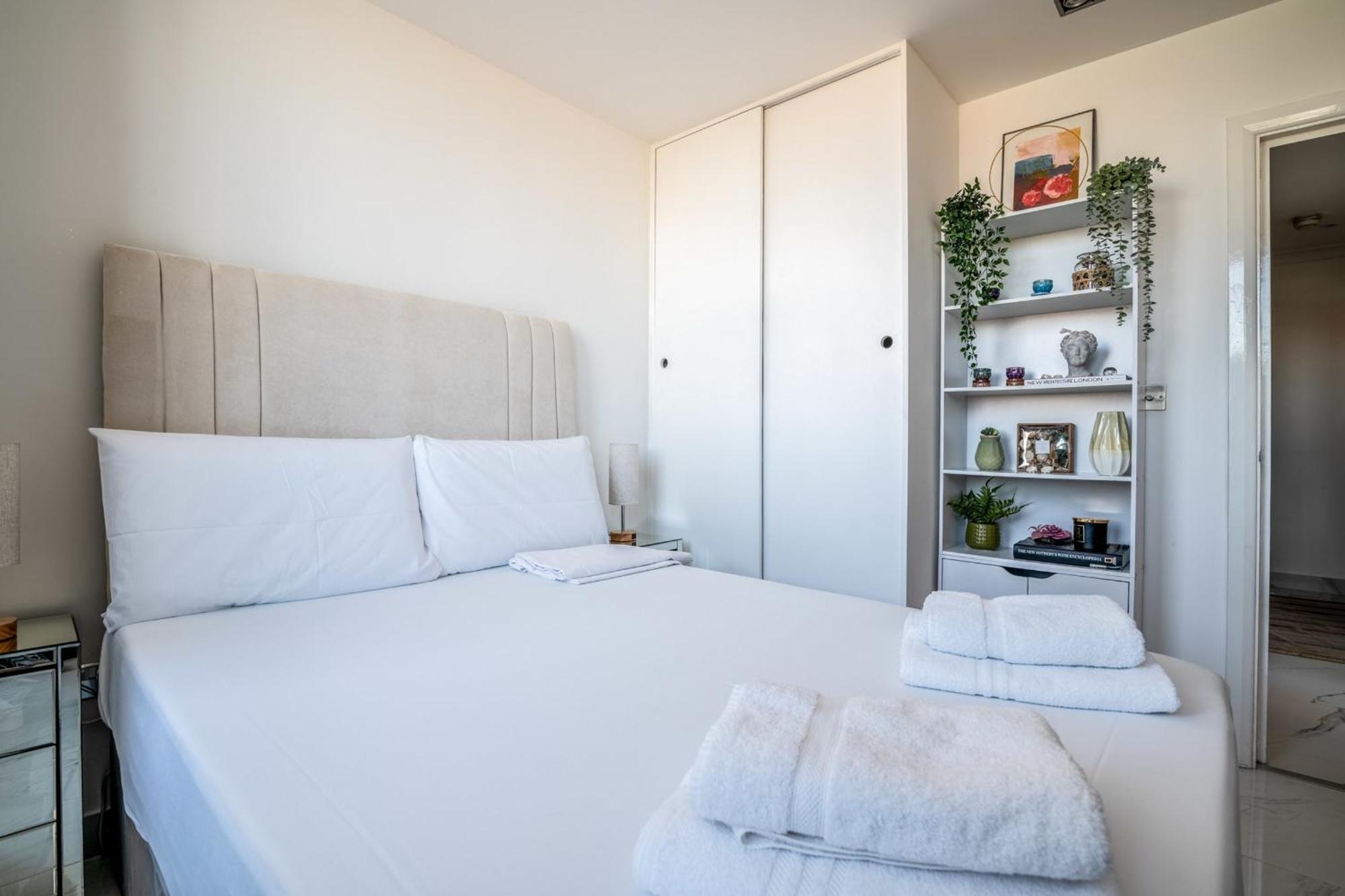 Canary Wharf Retreat With Free Secure Parking London Exterior foto